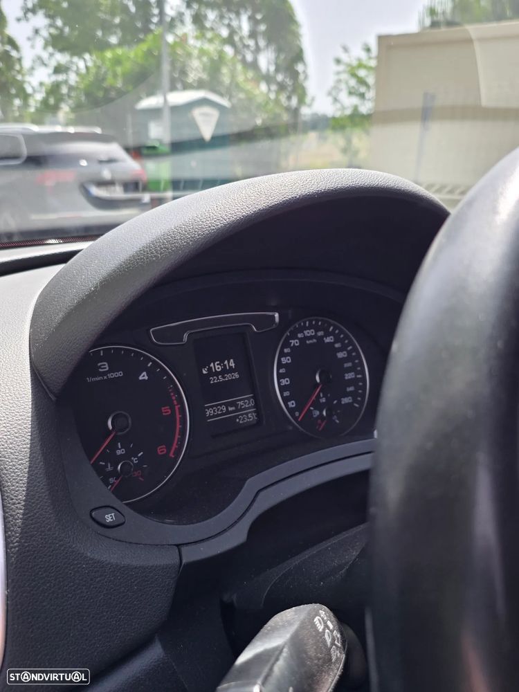 Audi Q3 2.0 TDI quattro Design S tronic - 6