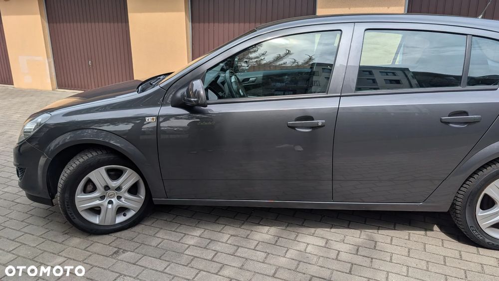 Opel Astra 1.4 - 6