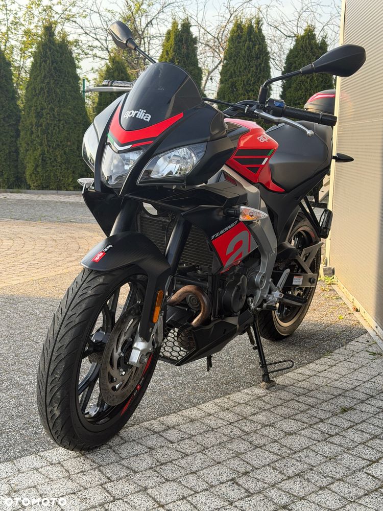 Aprilia Tuono - 11