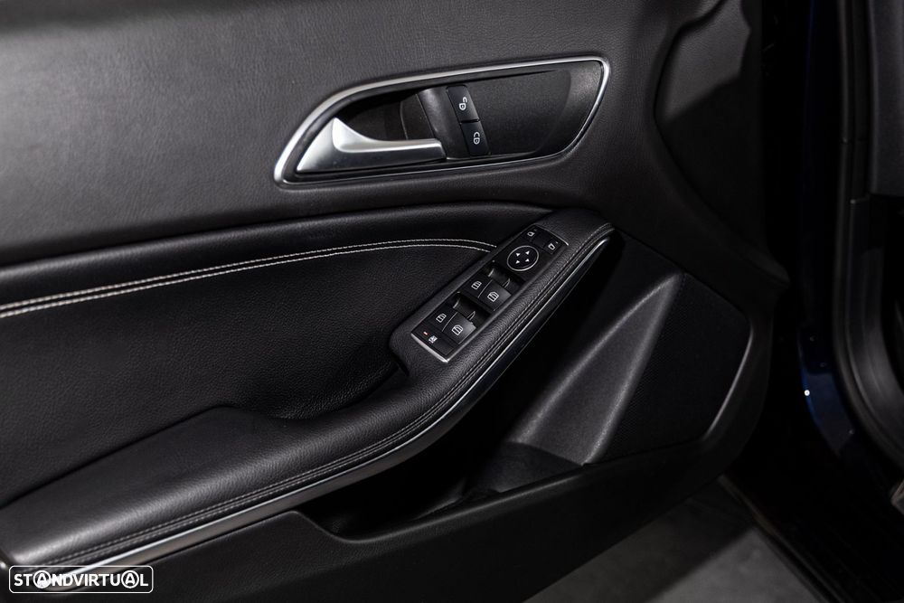 Mercedes-Benz CLA 200 d Shooting Brake Urban - 24