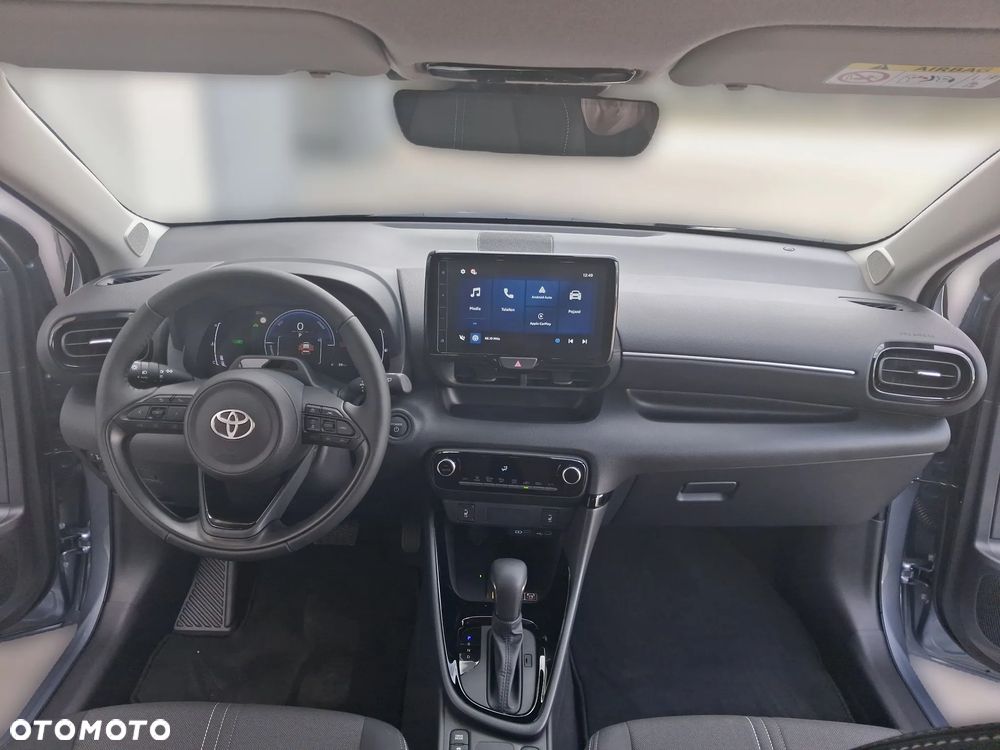 Toyota Yaris - 11