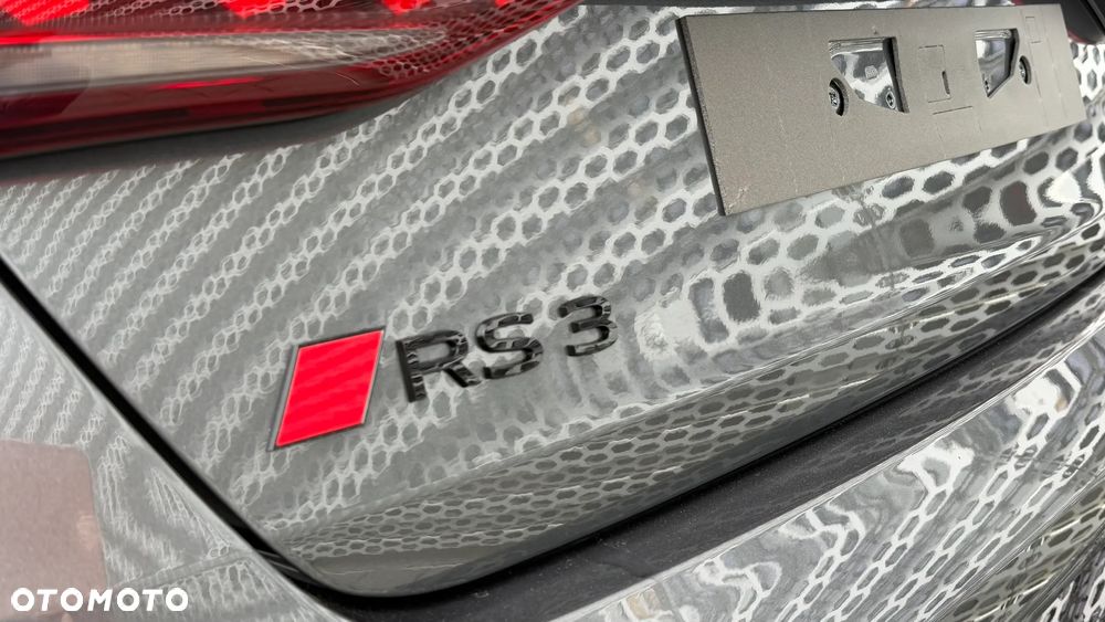 Audi RS3 Limousine - 12