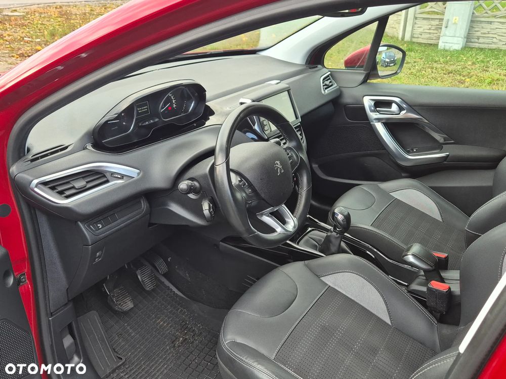 Peugeot 2008 BlueHDi FAP 120 STOP & START Allure - 12