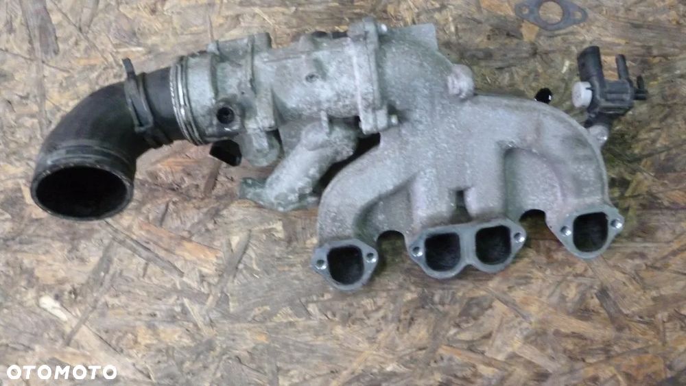 vw touran I 1.9 tdi kolektor ssacy przepustnica - 2