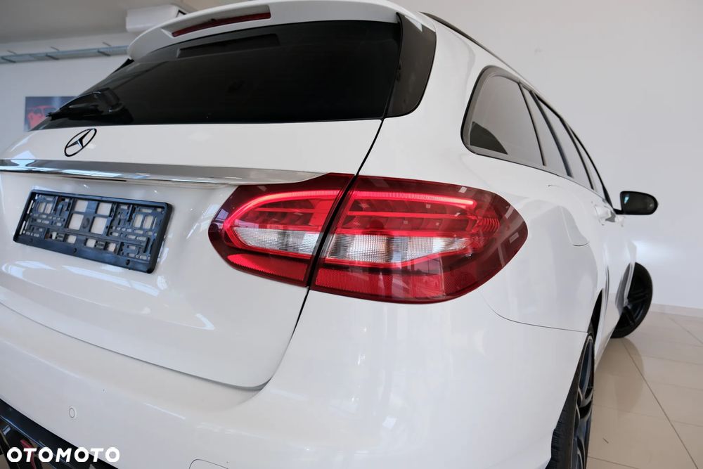 Mercedes-Benz Klasa C 180 (BlueTEC) d - 17