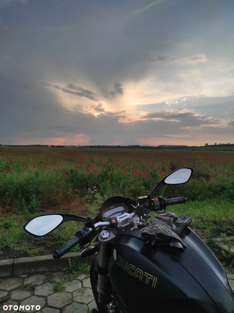 Ducati Monster - 14