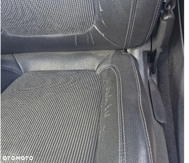 Opel Astra 2.0 CDTI DPF Automatik Cosmo - 8