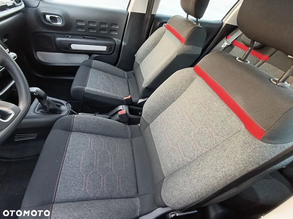 Citroën C3 Pure Tech 82 LIVE - 8