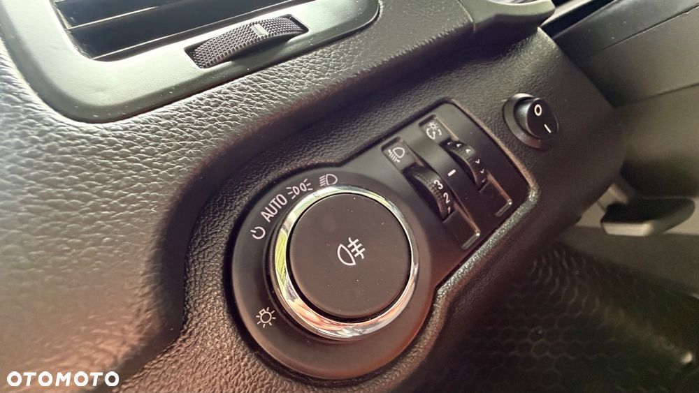 Opel Insignia 1.6 CDTI ecoFLEXStart/Stop - 19