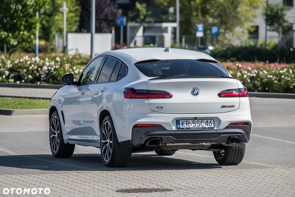 BMW X4 - 33