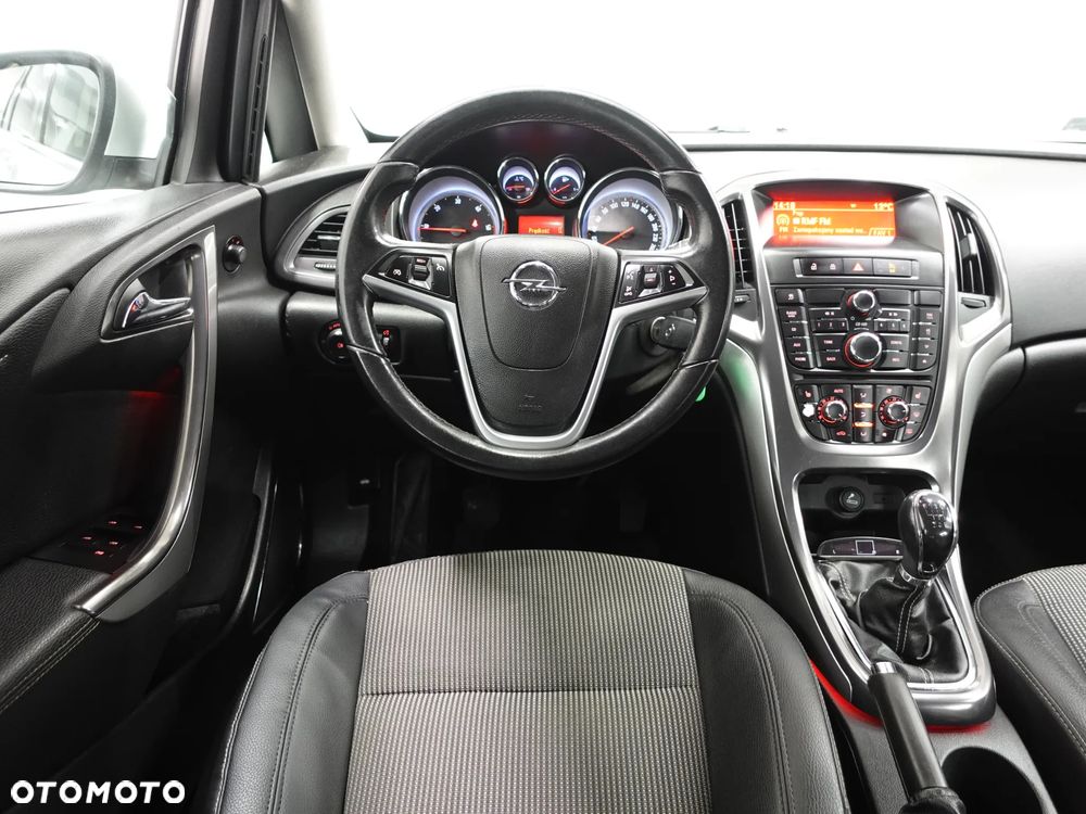 Opel Astra 1.7 CDTI DPF Style - 28