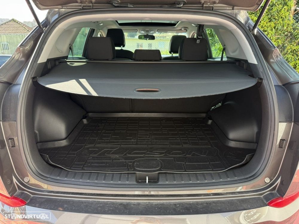 Hyundai Tucson 1.7 CRDi Executive - 18