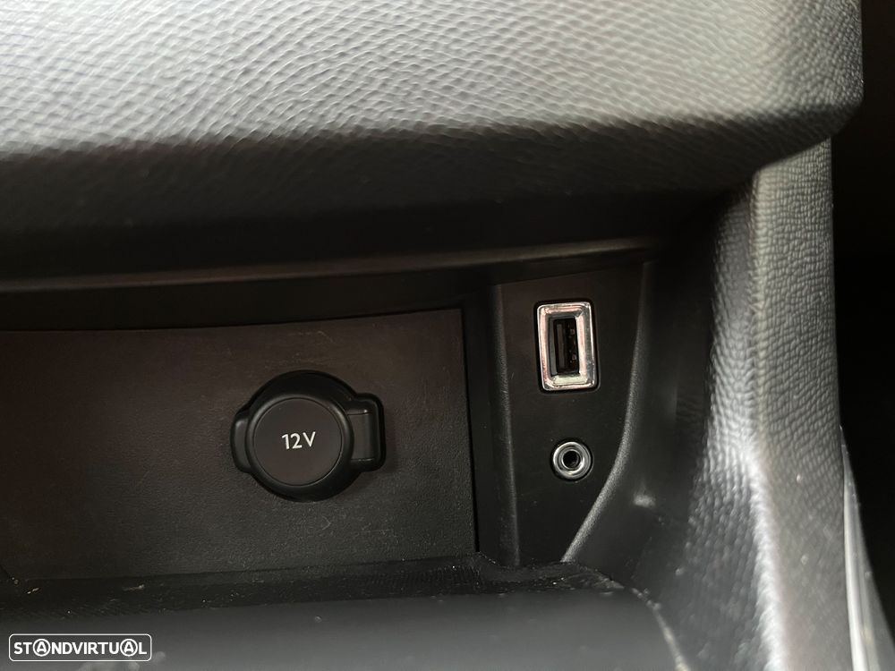 Peugeot 308 1.6 BlueHDi Allure J17 - 15