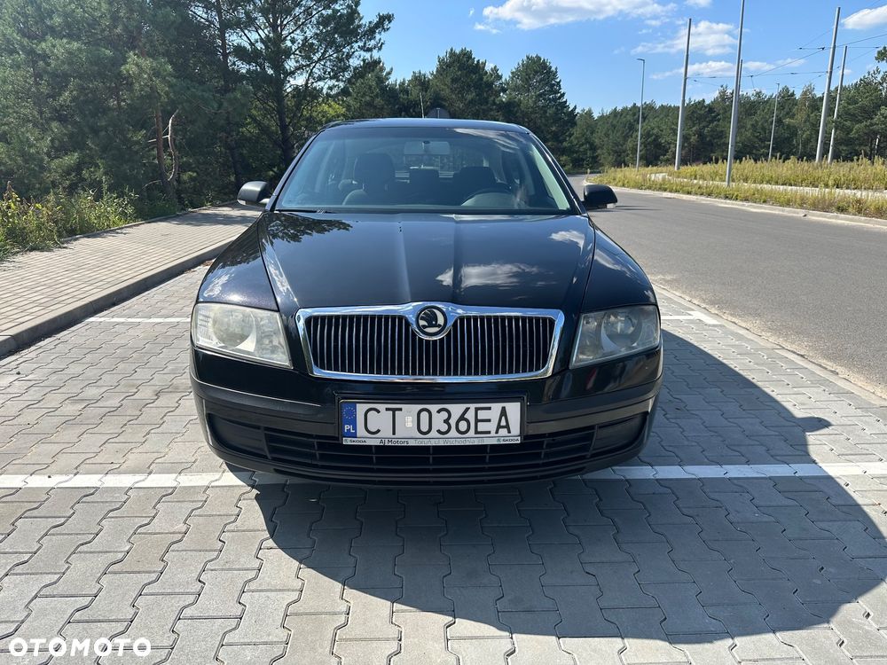 Skoda Octavia 1.6 Elegance - 2