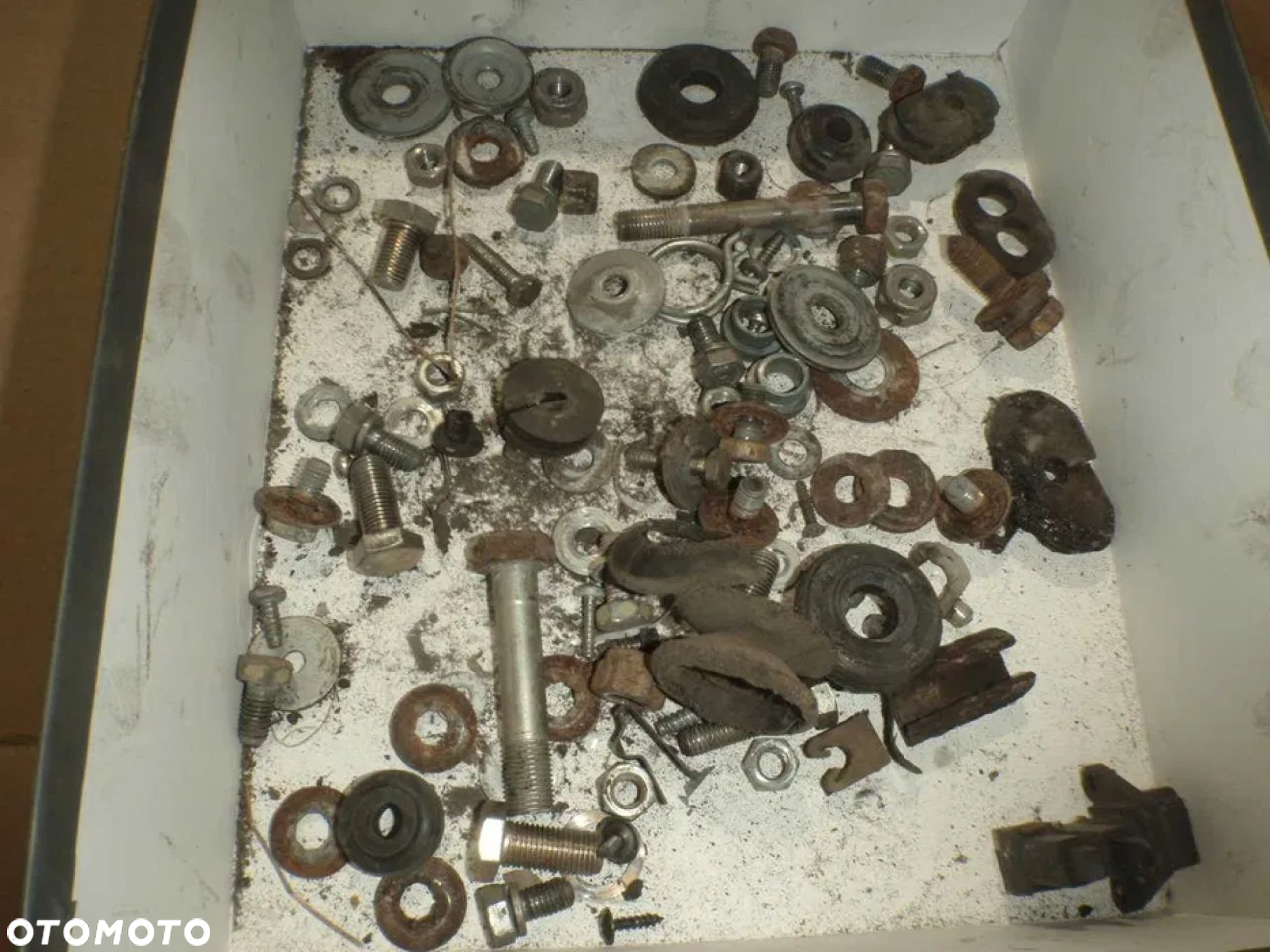 śruba śruby kołek zaślepka gumka fiat 126p maluch - 2