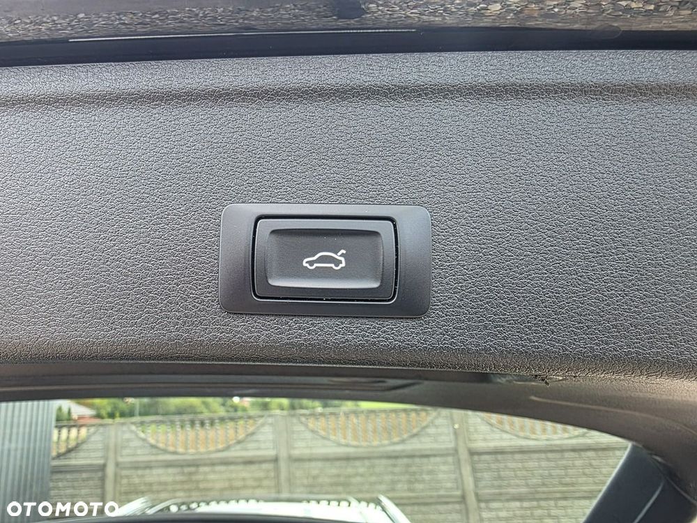 Audi A4 Avant 40 TDI S tronic S line - 26