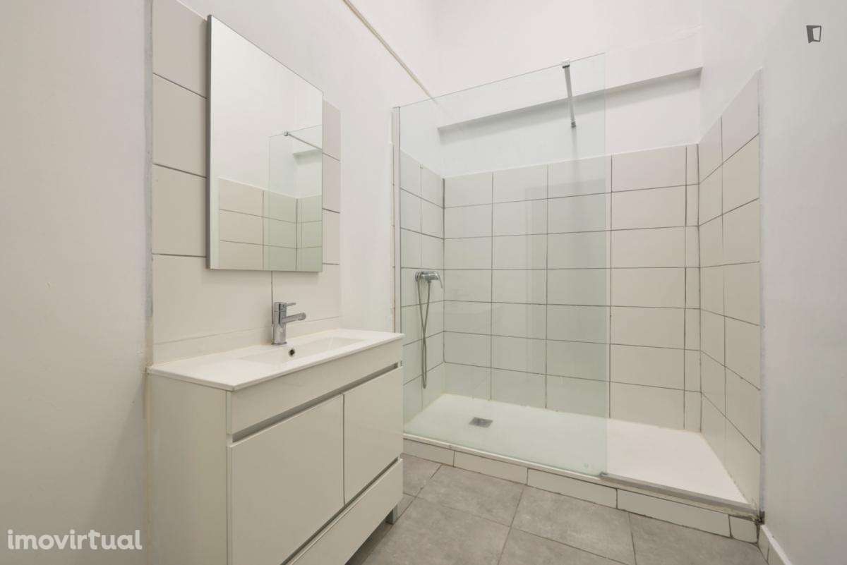 Quarto - localizado em Entrecampos Lisbon - Grande imagem: 5/12