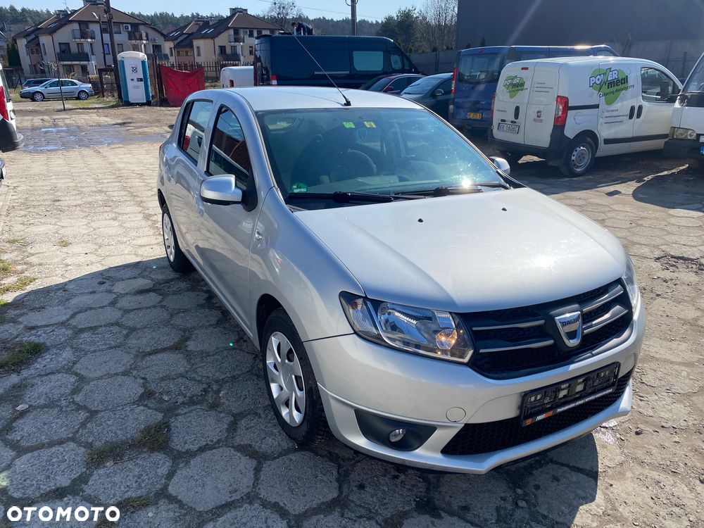Dacia Sandero 1.2 16V 75 Laureate - 1
