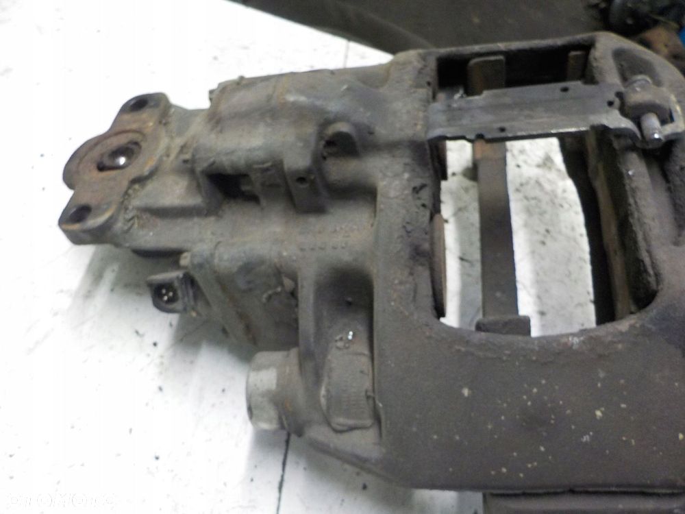 SCANIA R ZACISK HAMULCOWY SIŁOWNIK OD GÓRY - 2