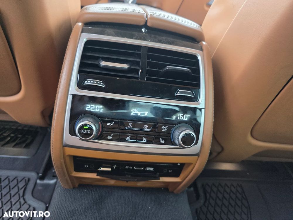 BMW Seria 7 730d xDrive - 6