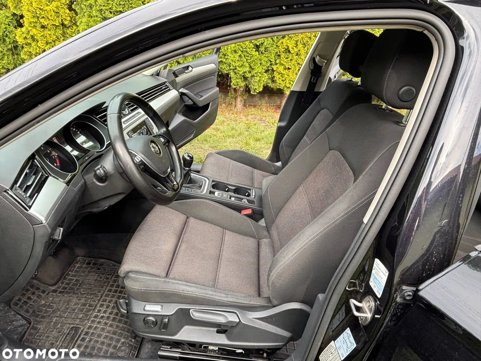 Volkswagen Passat 1.8 TSI BMT Comfortline - 12