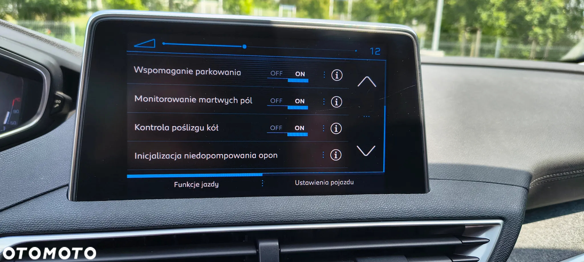 Peugeot 3008 1.2 PureTech Allure - 12