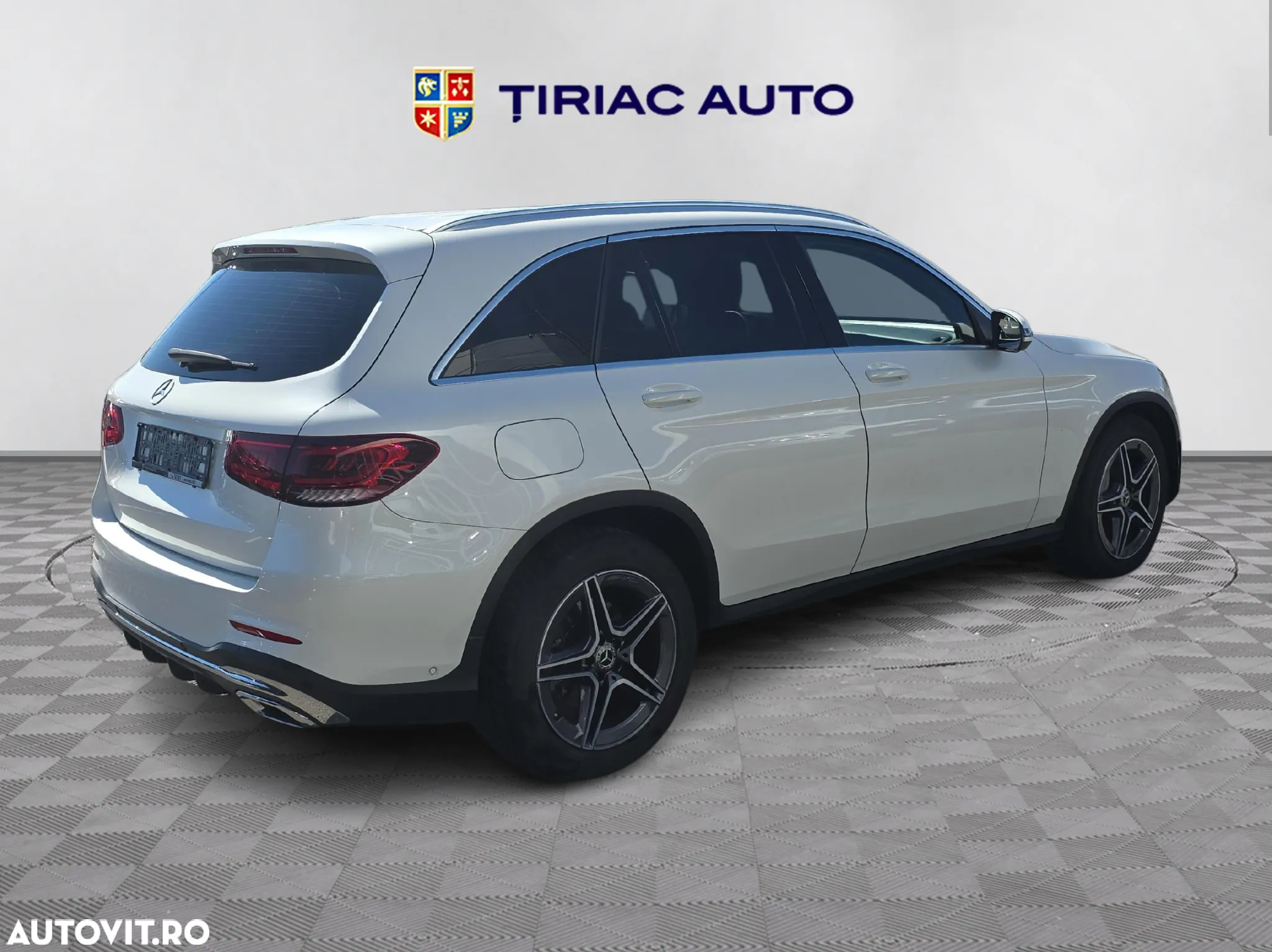 Mercedes-Benz GLC - 5