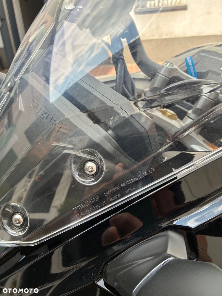 Suzuki GSX 1000 - 14
