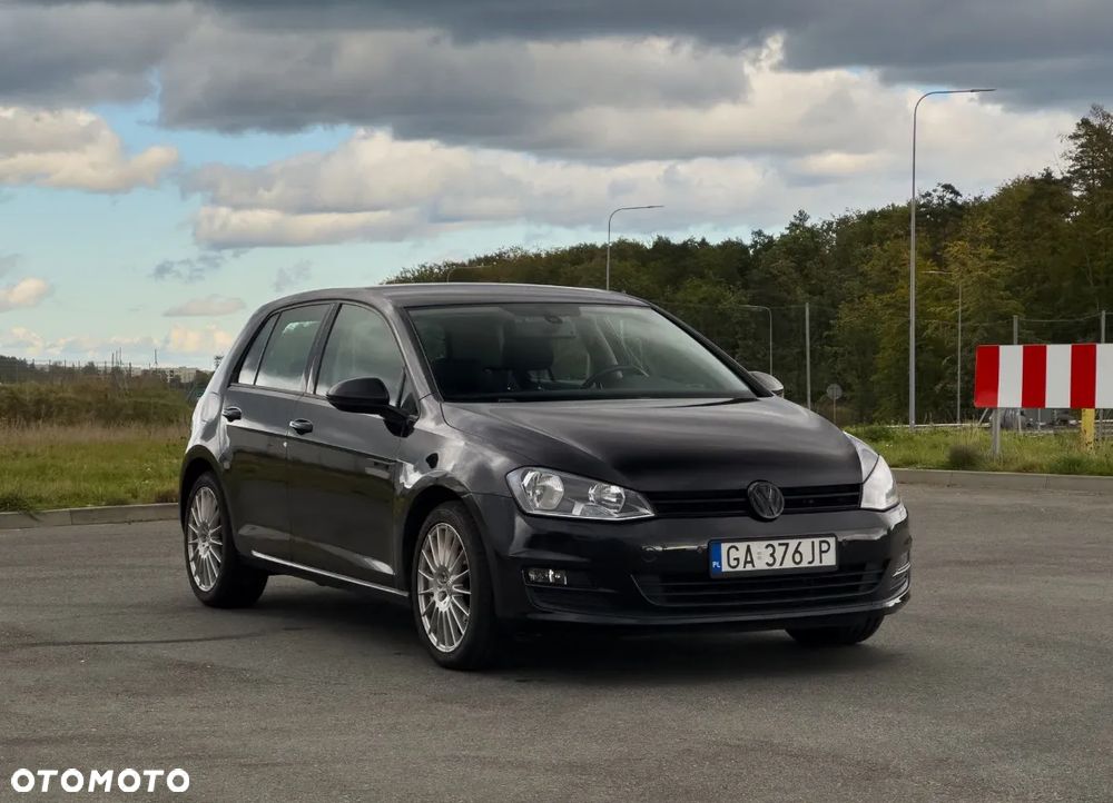 Volkswagen Golf 1.4 TSI BlueMotion Technology Comfortline - 2