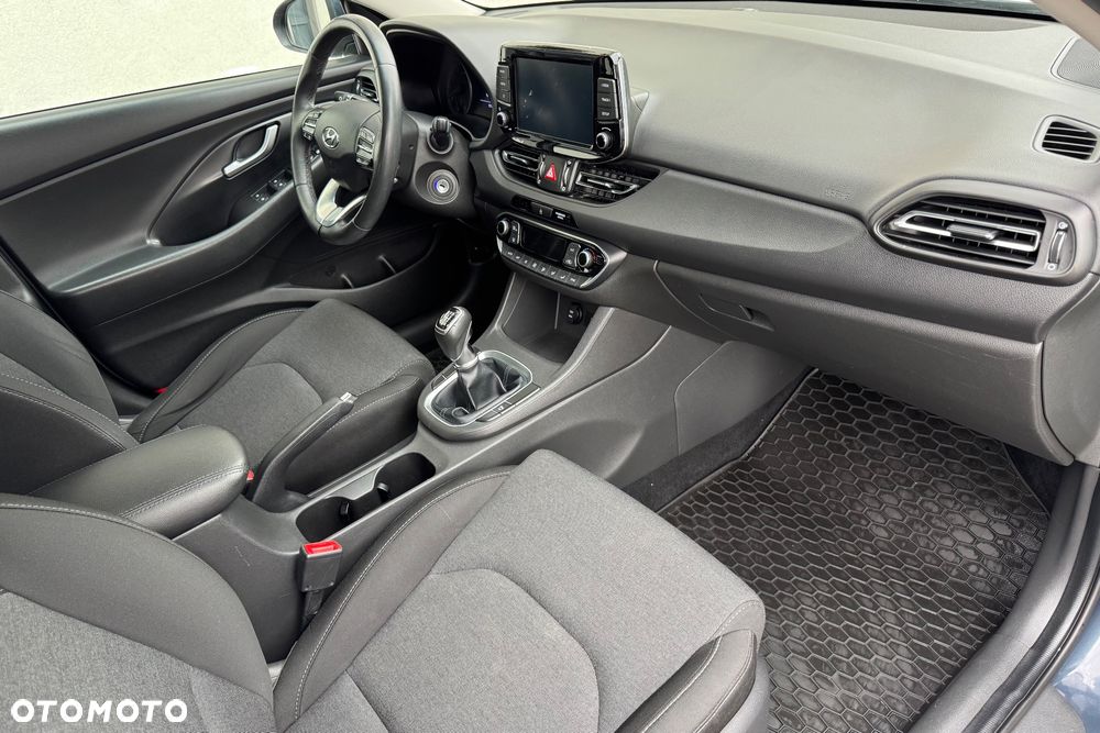 Hyundai i30 1.0 T-GDI Smart - 24