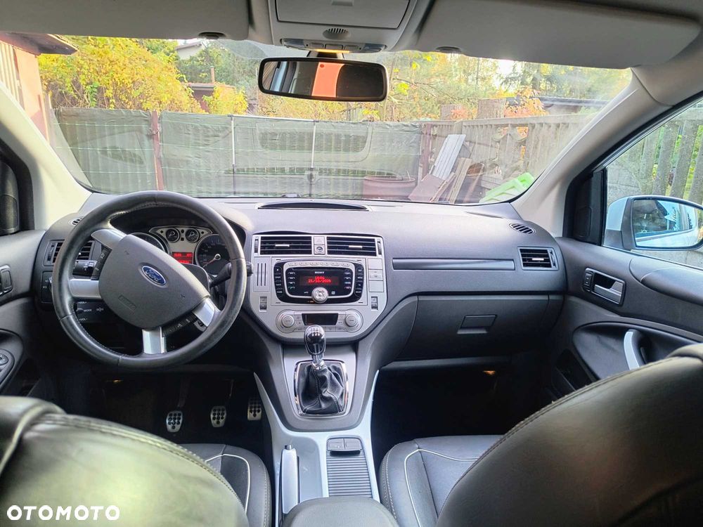 Ford Kuga - 7