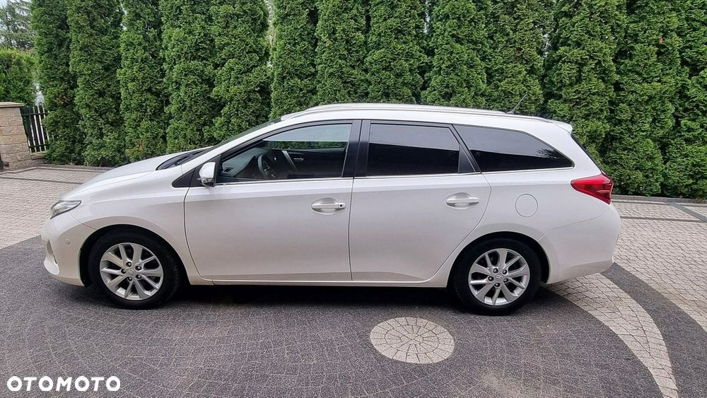 Toyota Auris - 3