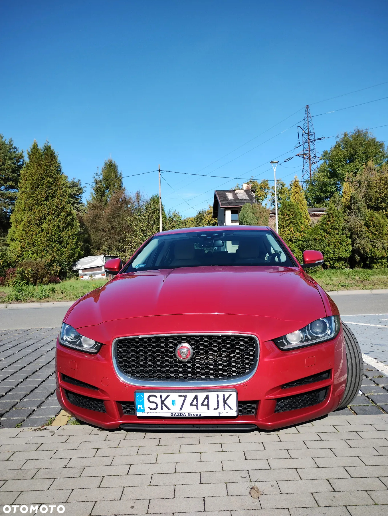 Jaguar XE 2.0 D Pure - 2