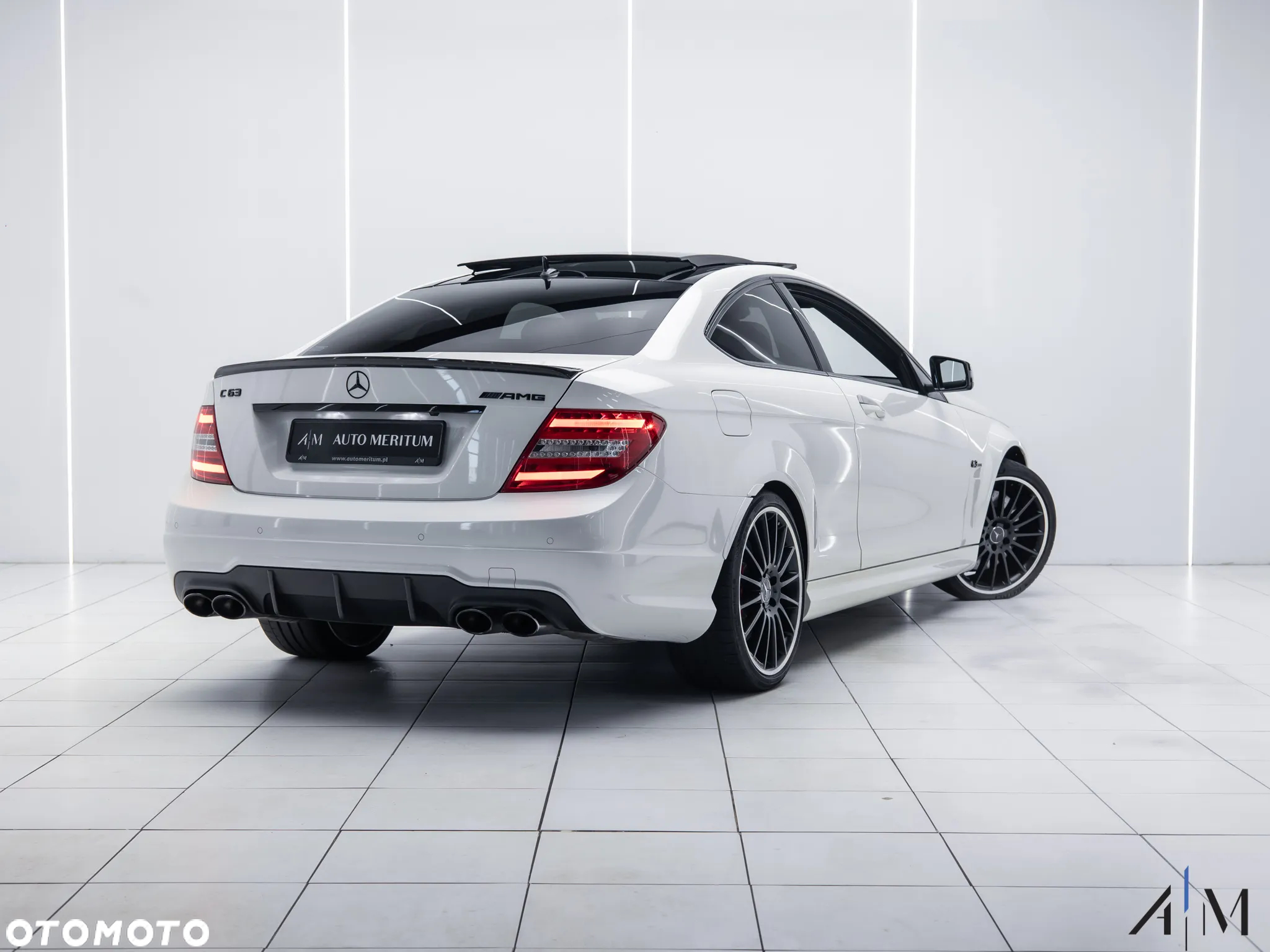 Mercedes-Benz Klasa C 63 AMG Coupe AMG SPEEDSHIFT MCT AMG Performance Package - 4