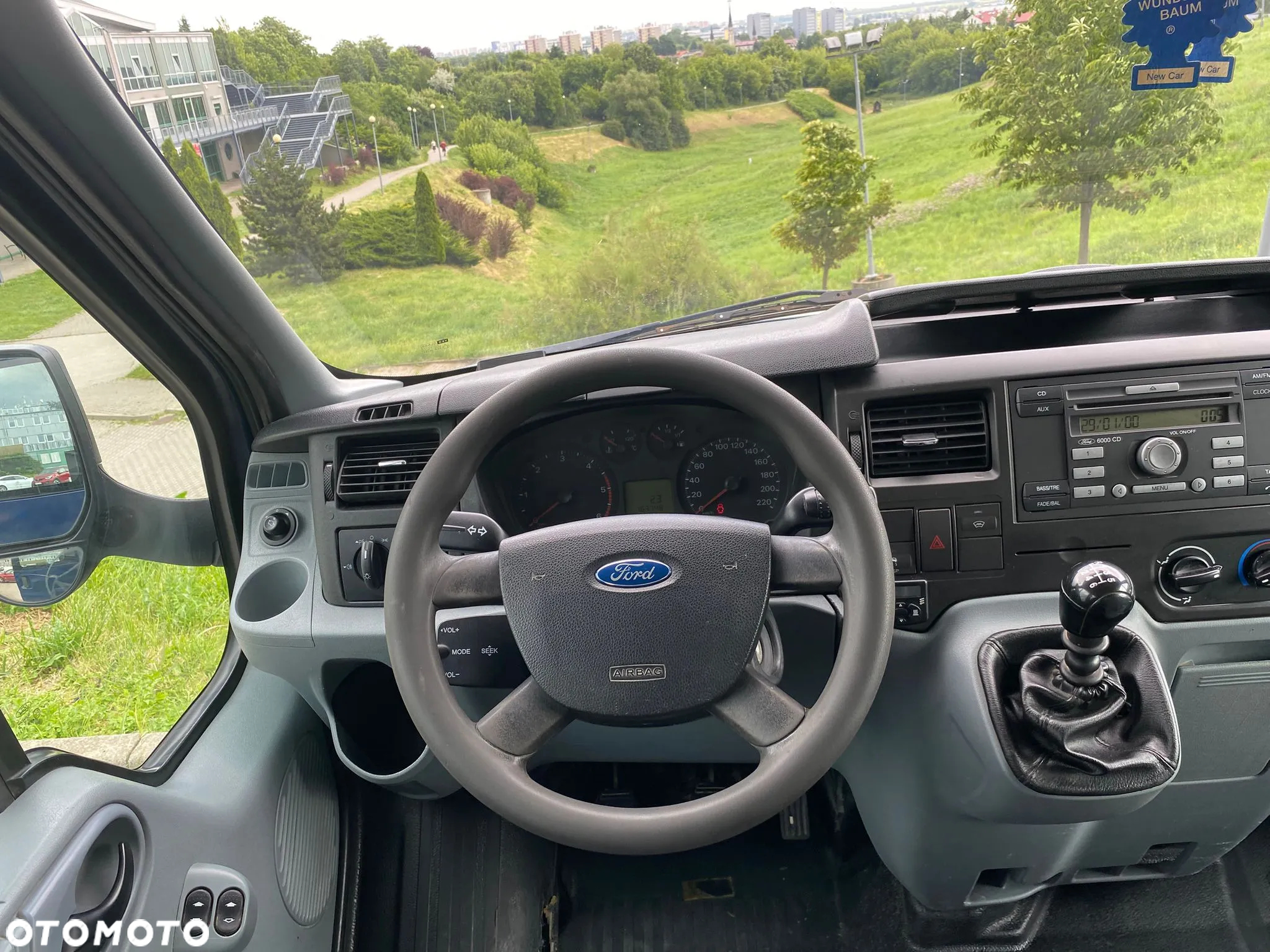 Ford Transit - 17