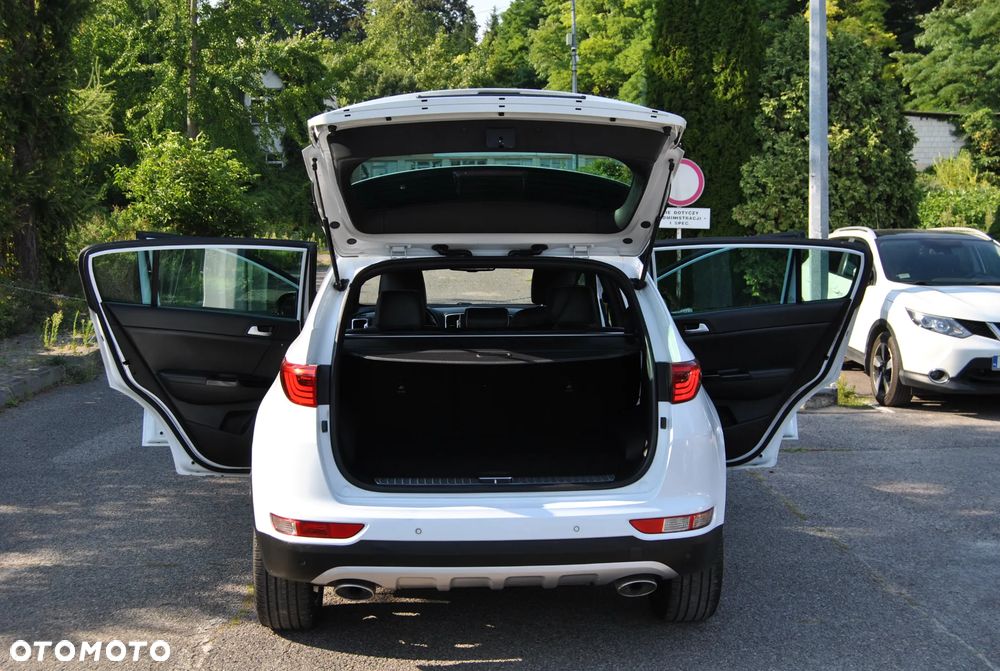 Kia Sportage 2,0 CRDI AWD GT Line - 17