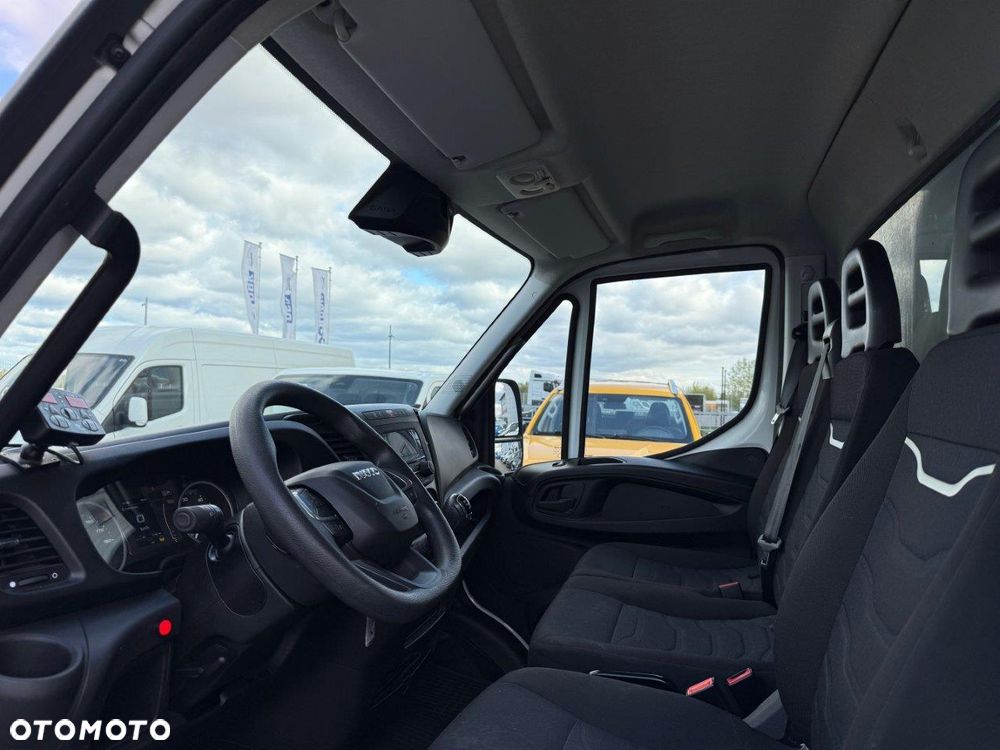 Iveco 70C18 - 9