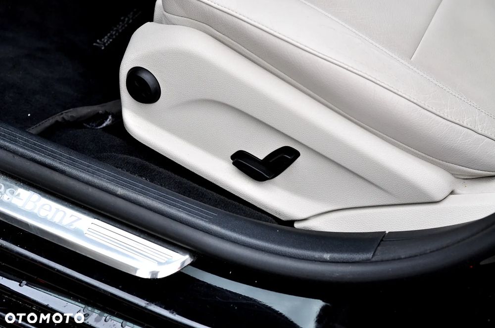 Mercedes-Benz Klasa E 200 9G-TRONIC Avantgarde - 27