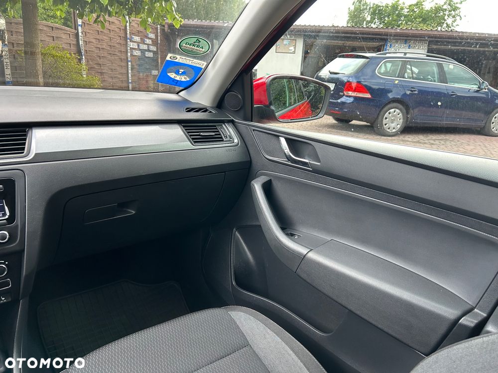 Skoda RAPID 1.4 TSI DSG Drive - 22
