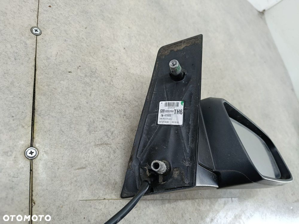 LUSTERKO PRAWE OPEL ZAFIRA B 13252958 Z20R - 8