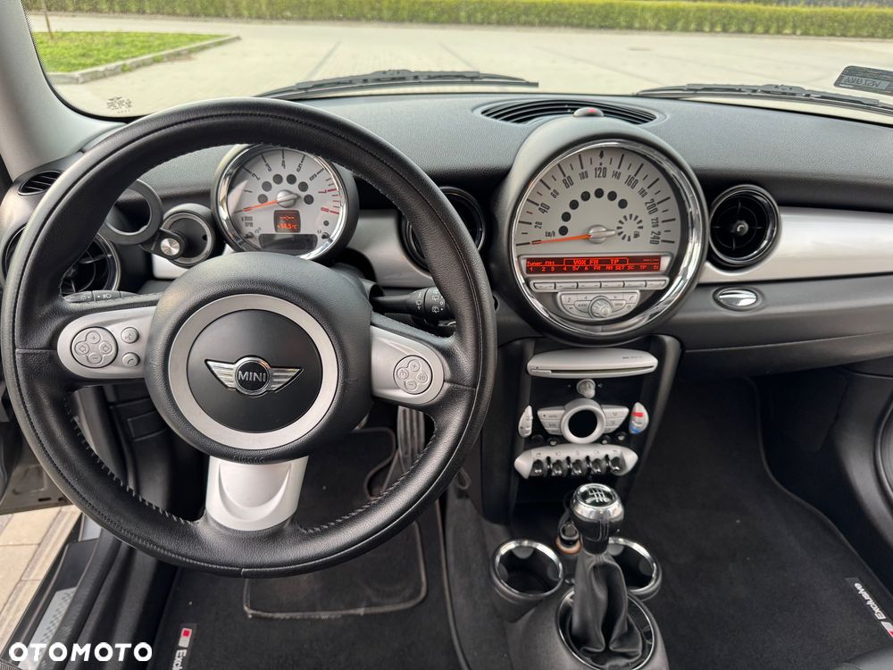 MINI Cooper S Standard - 17