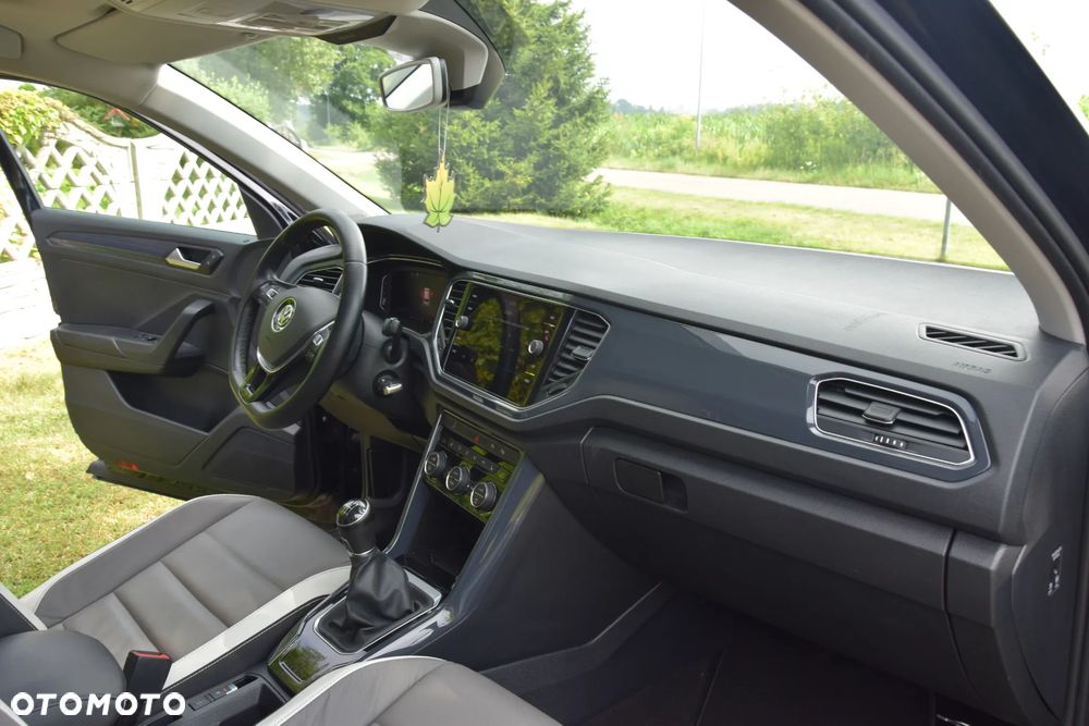 Volkswagen T-Roc 1.5 TSI ACT Premium - 26