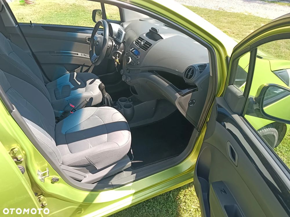Chevrolet Spark 1.2 LS+ - 37