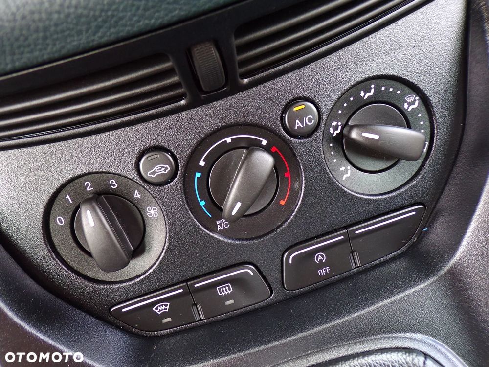 Ford C-MAX 1.6 TDCi Start-Stop-System Trend - 21