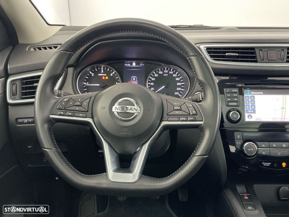 Nissan Qashqai 1.5 dCi N-Connecta - 14