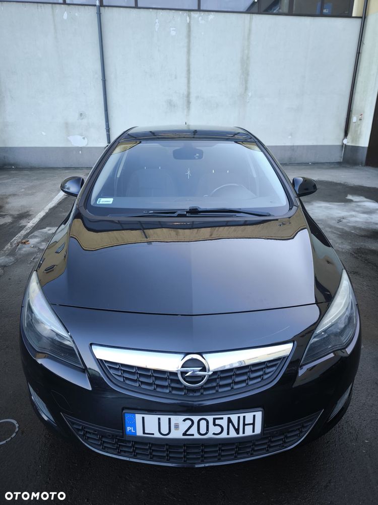 Opel Astra 1.6 Turbo Edition Sport - 2
