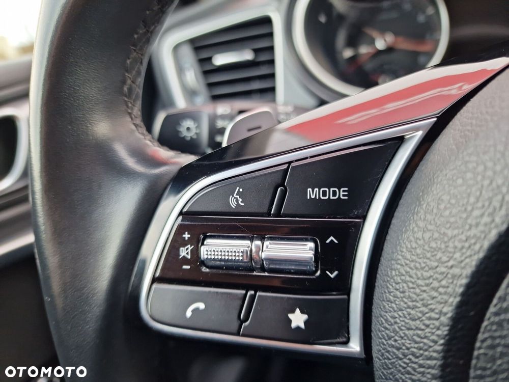 Kia XCeed 1.5 T-GDI M DCT - 25