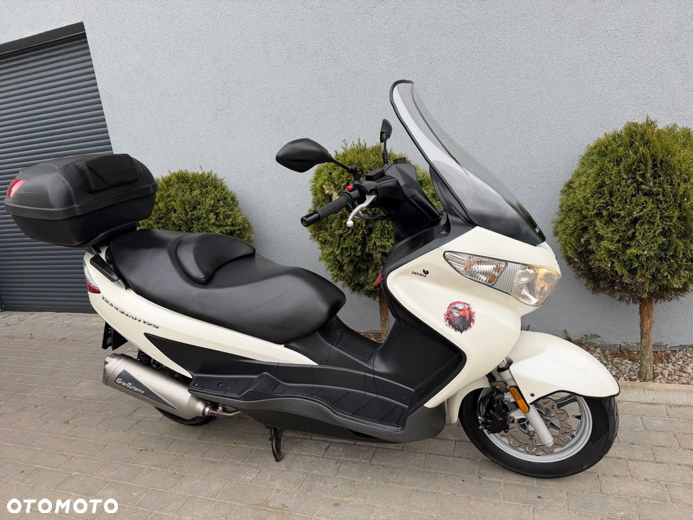 Suzuki Burgman - 4