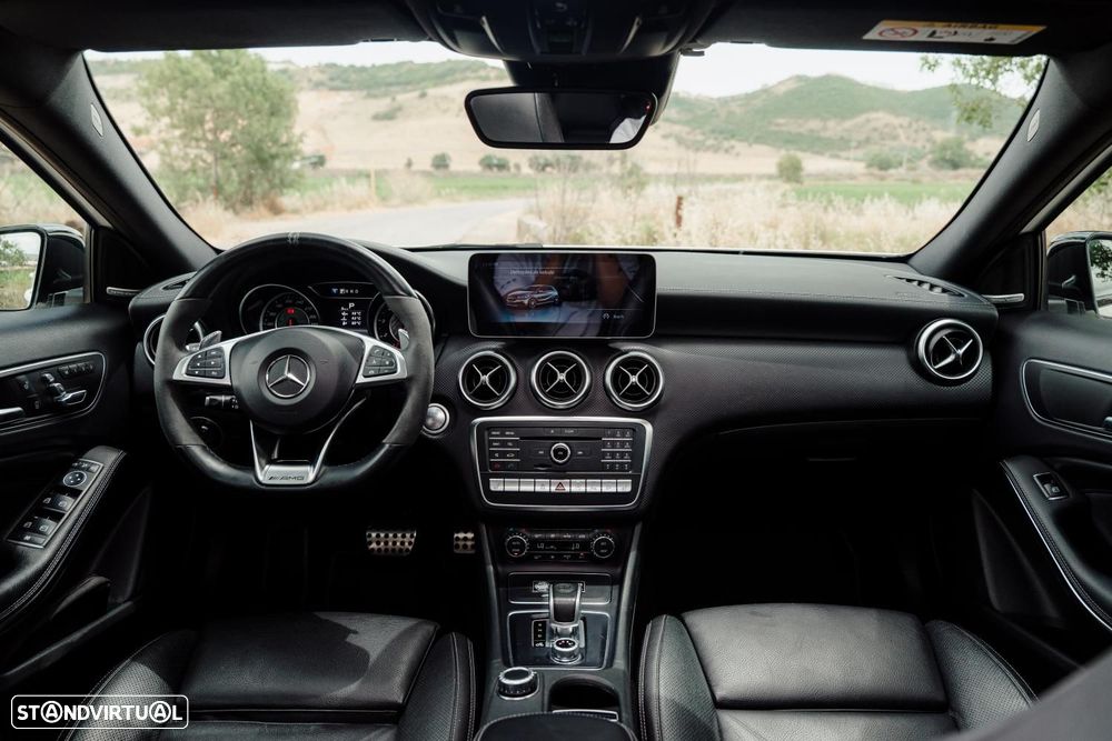 Mercedes-Benz A 45 AMG 4-Matic - 20