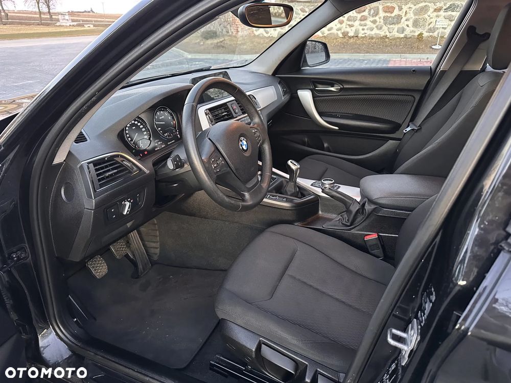 BMW Seria 1 116i - 12